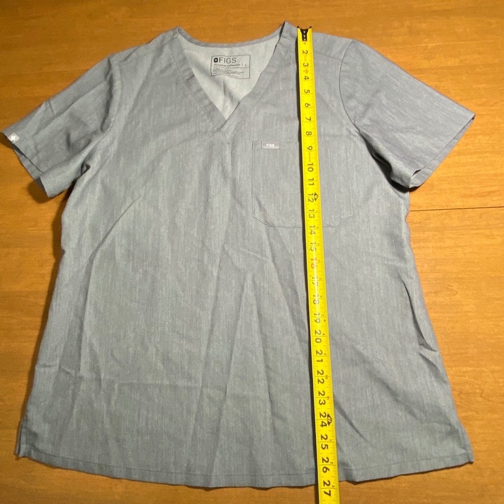 FIGS Technical Collection Gray Catarina Top and Zamora Joggers Scrubs Set Large - Picture 3 of 11